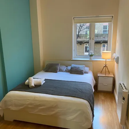 Privatunterkunft Super Location Private 1 *
